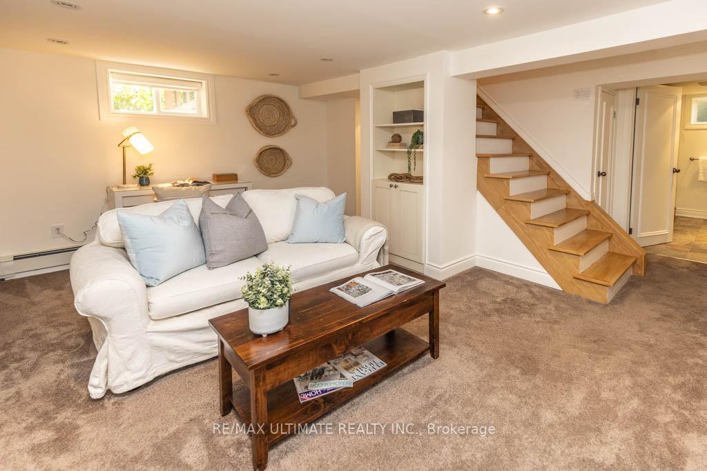 Photo 29 of 44 Indian Road Crescent, Toronto, High Park North — HOMEH