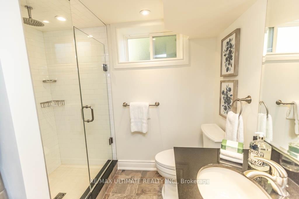 Photo 32 of 44 Indian Road Crescent, Toronto, High Park North — HOMEH