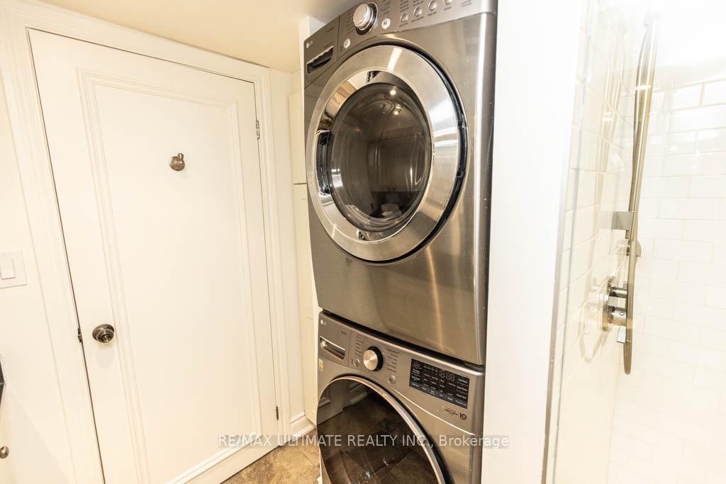 Photo 34 of 44 Indian Road Crescent, Toronto, High Park North — HOMEH
