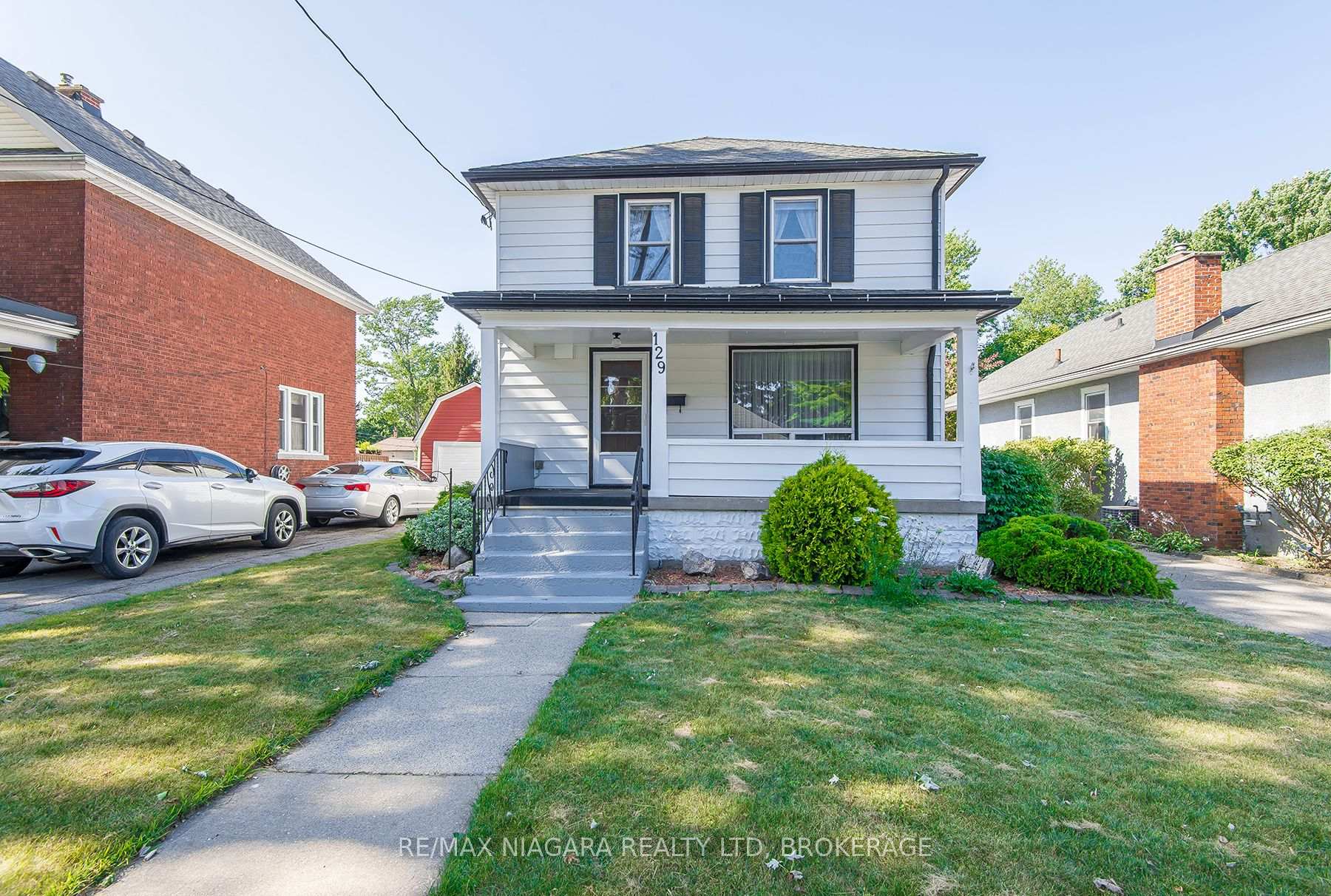 Front of 129 Adelaide Street