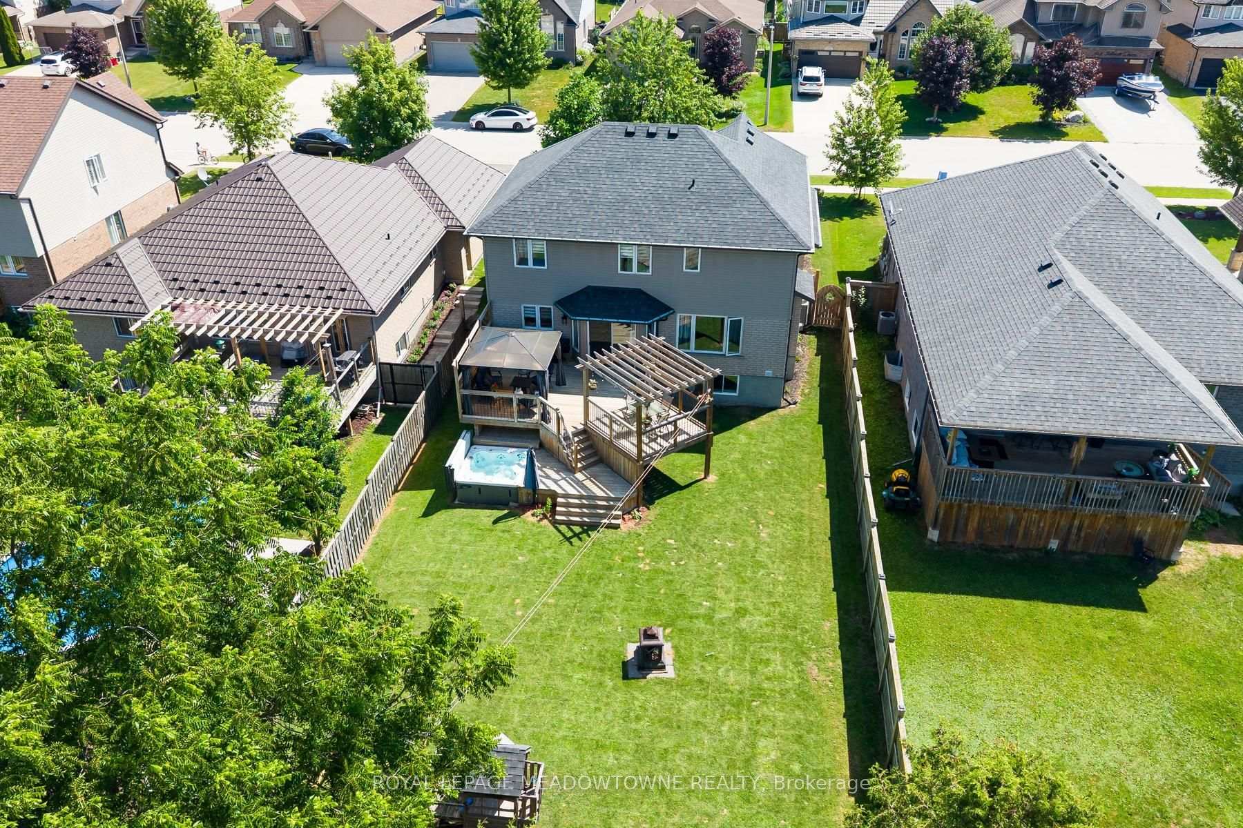 Photo 43 of 112 Schmidt Drive, Wellington North, Arthur — HOMEH