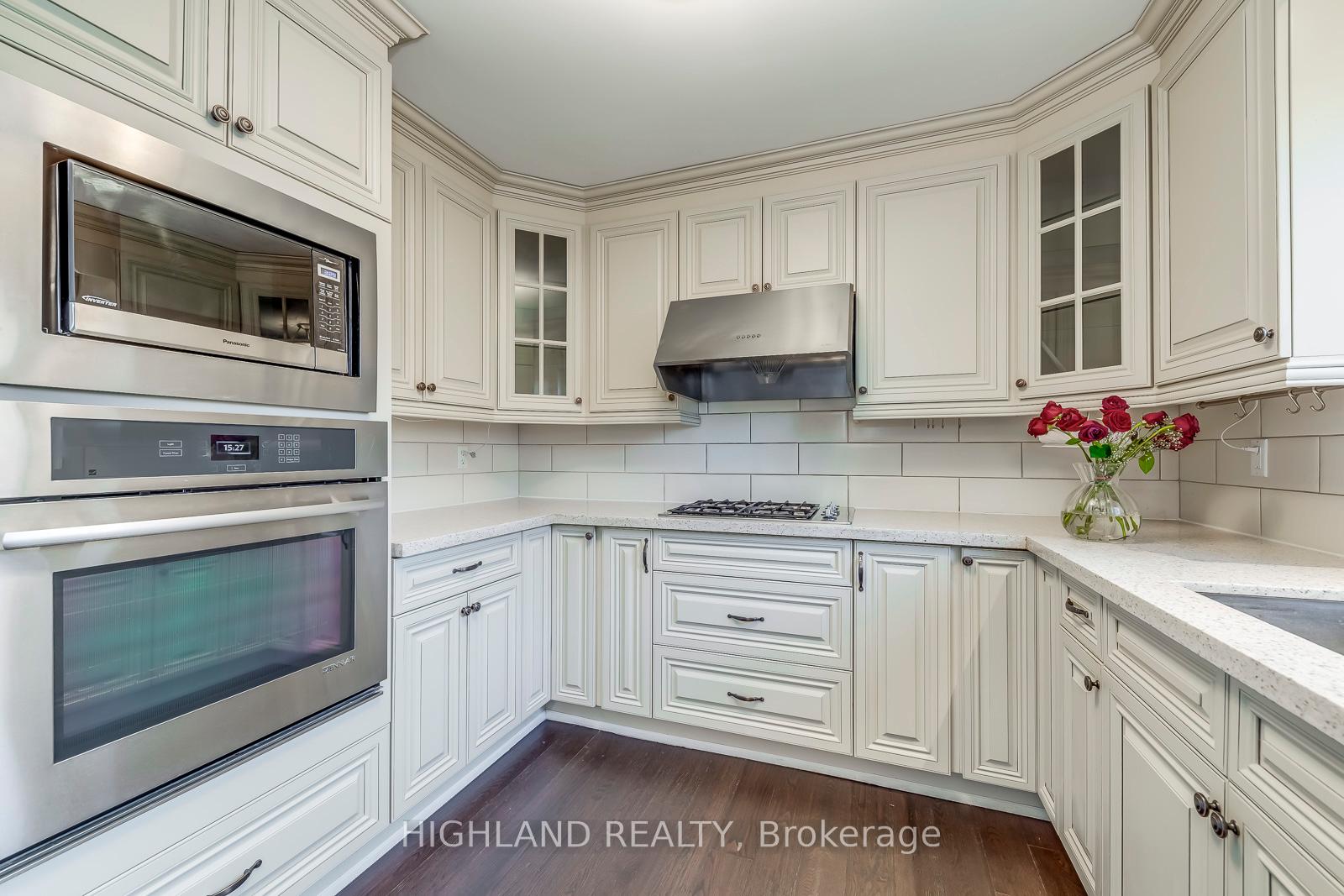Photo 7 of 1119 Privet Place, Oakville, Clearview — HOMEH