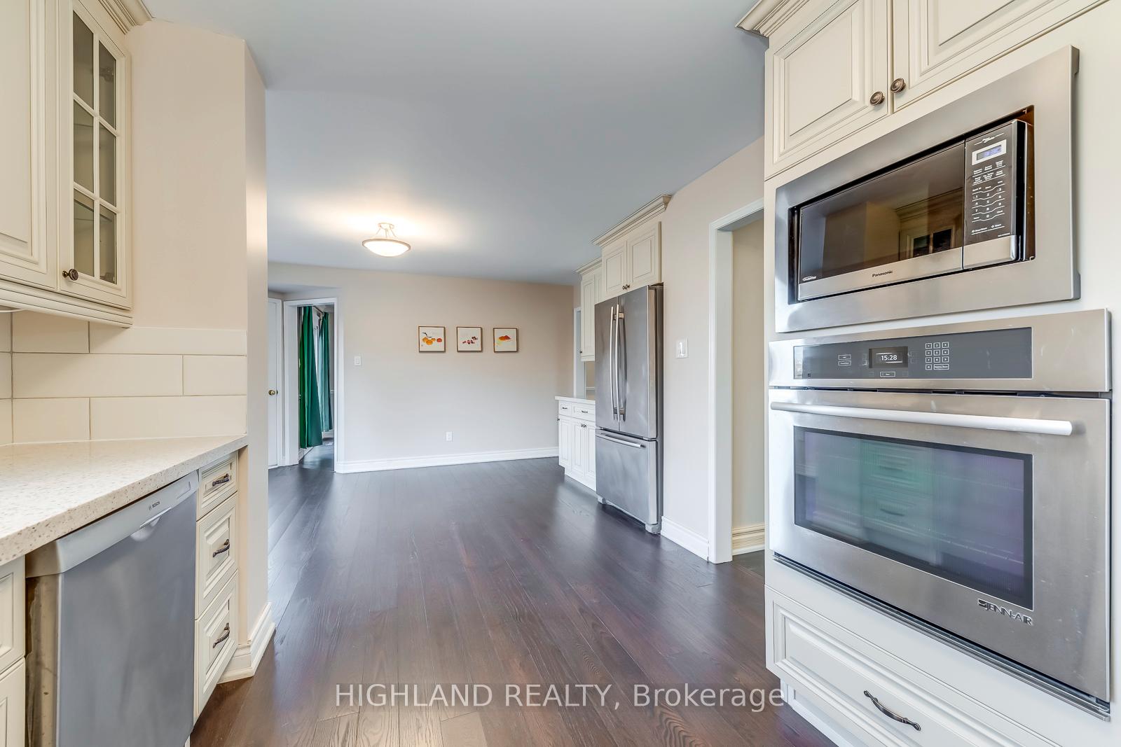 Photo 9 of 1119 Privet Place, Oakville, Clearview — HOMEH