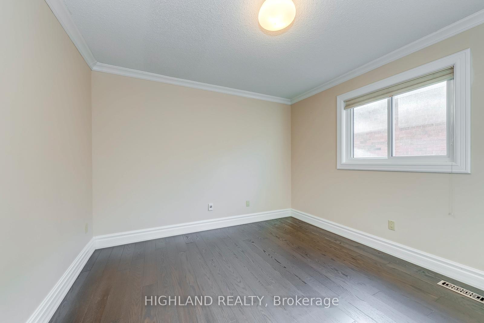 Photo 31 of 1119 Privet Place, Oakville, Clearview — HOMEH