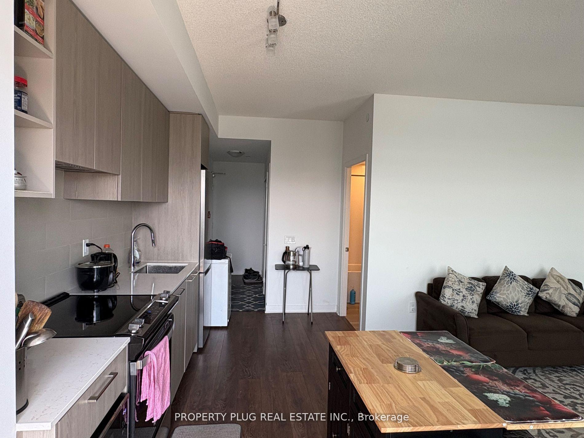 Photo 5 of Unit 1303, 260 Malta Avenue, Brampton, Fletcher's Creek South — HOMEH