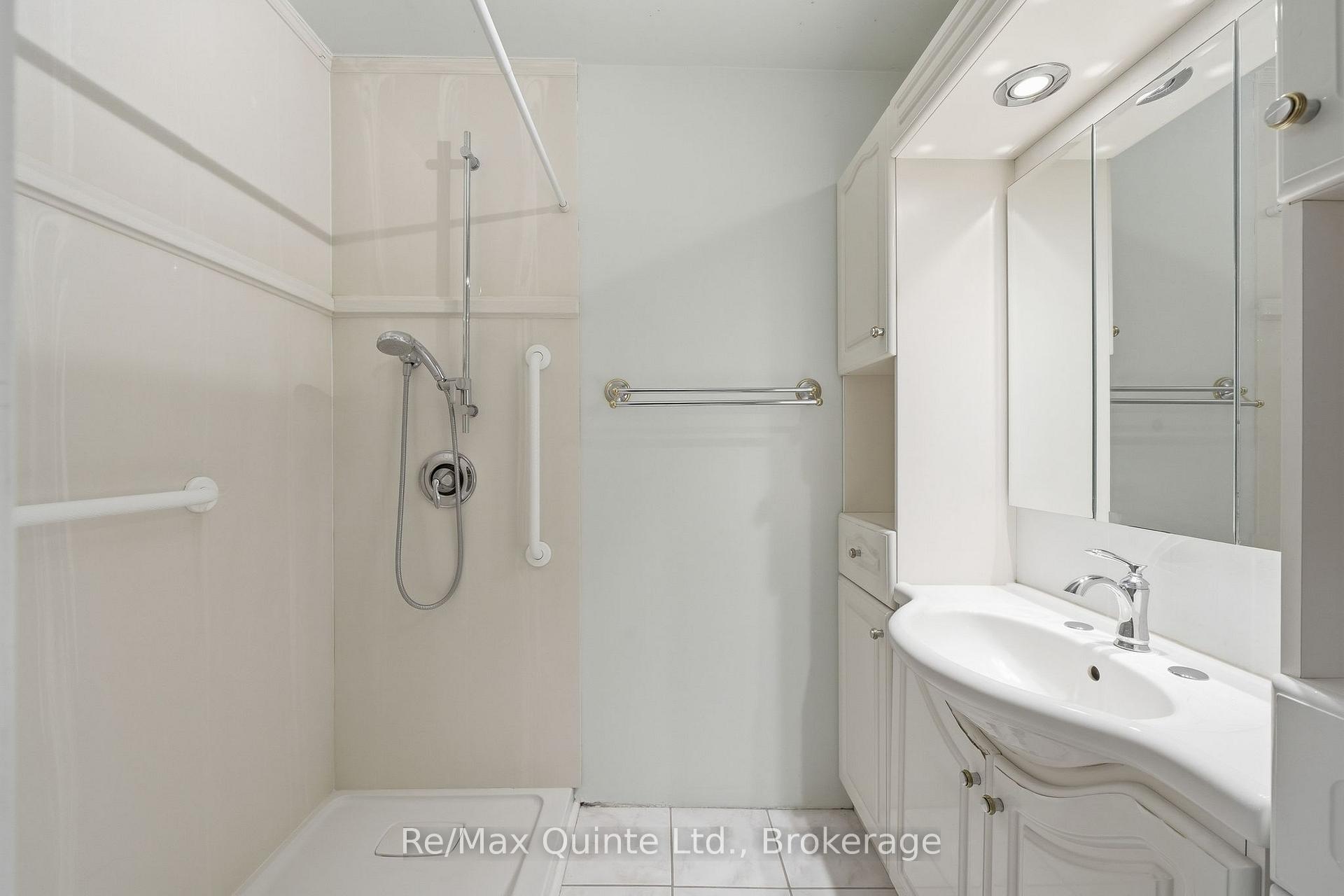Photo 20 of 287 Drewery Street, Brighton, Rural Brighton — HOMEH