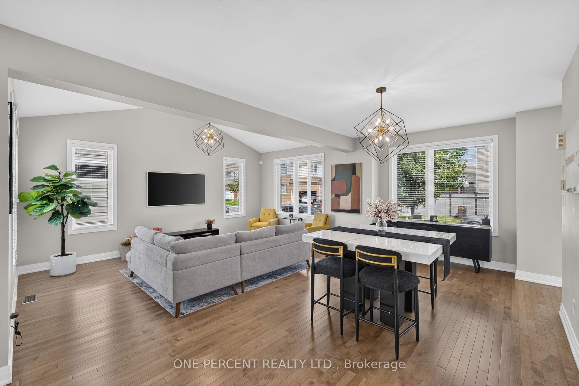 Photo 10 of 334 Lamarche Avenue, Ottawa, Chapel Hill South - Orleans Village — HOMEH