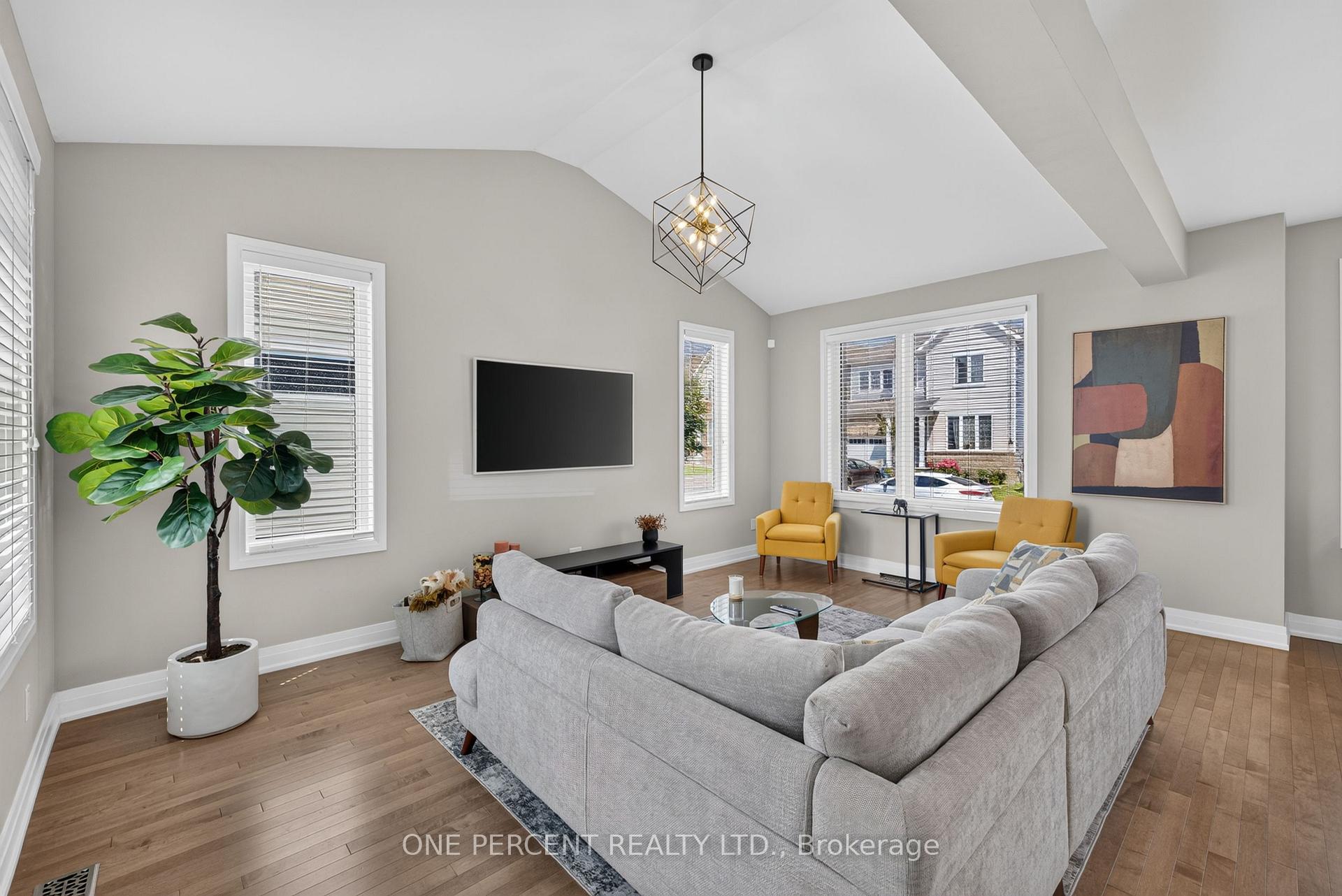 Photo 12 of 334 Lamarche Avenue, Ottawa, Chapel Hill South - Orleans Village — HOMEH