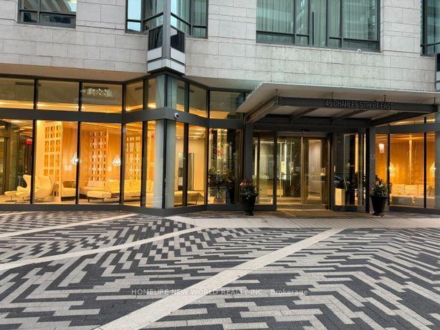 Photo 2 of Unit 2708, 45 Charles Street E, Toronto, Church-Yonge Corridor — HOMEH