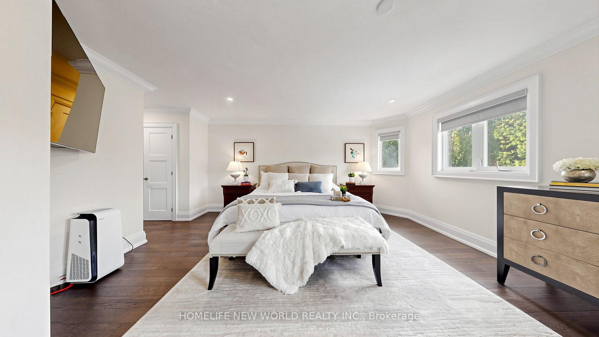 Photo 21 of 526 Cunningham Drive, Vaughan, Maple — HOMEH