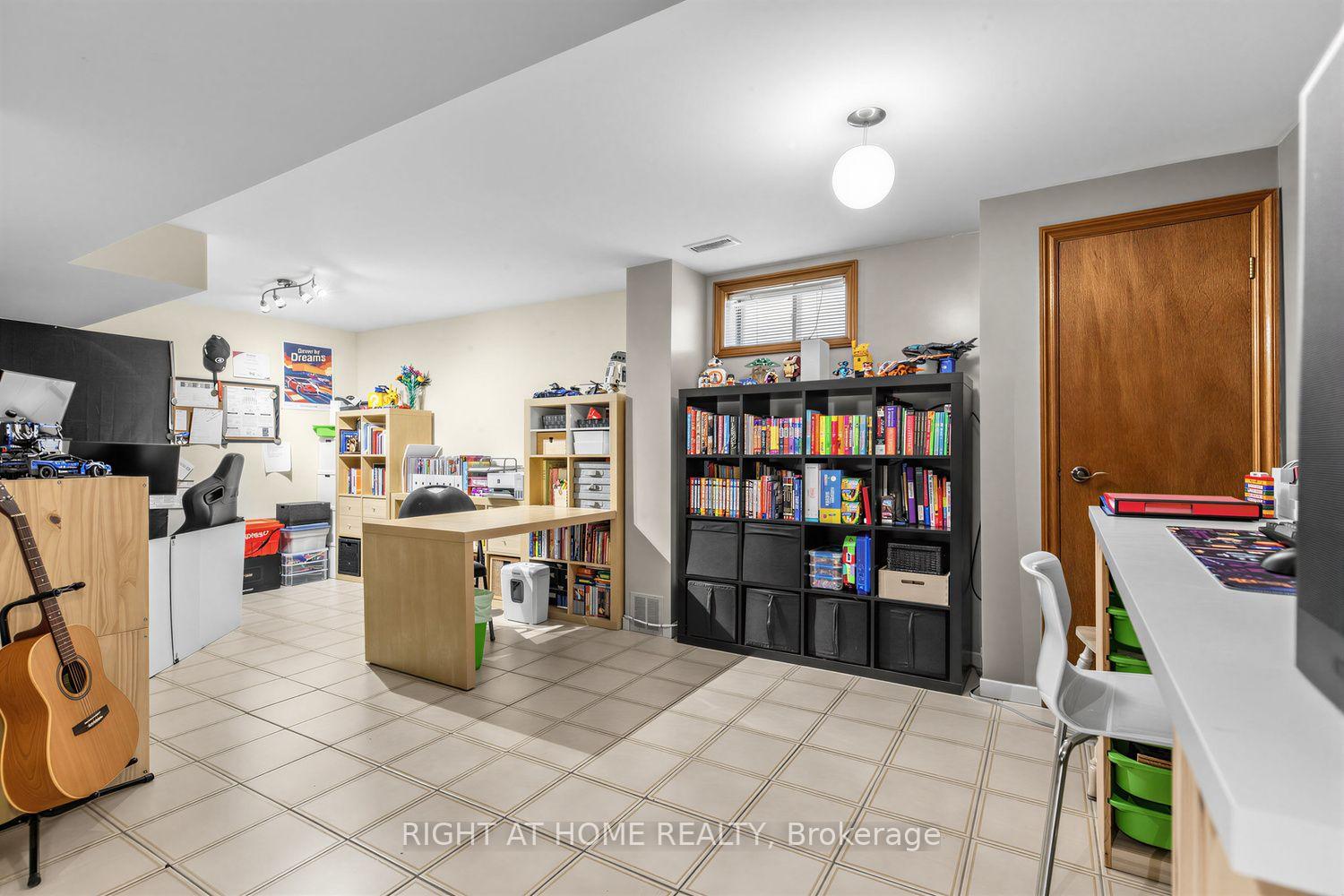Photo 33 of 112 Belview Avenue, Vaughan, East Woodbridge — HOMEH
