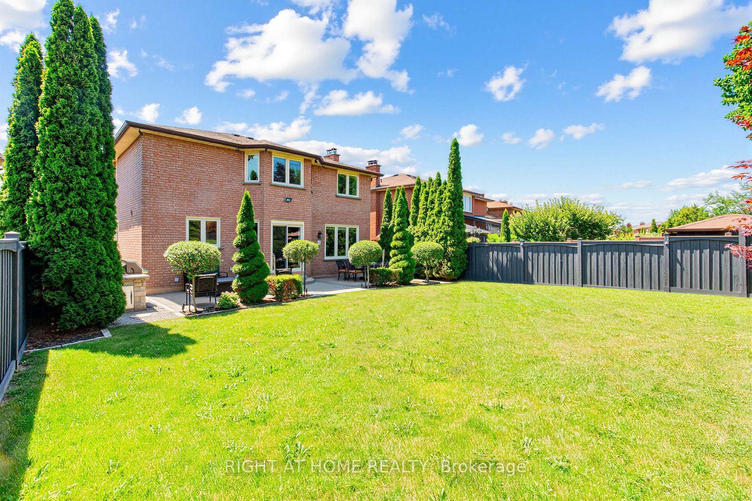 Photo 42 of 112 Belview Avenue, Vaughan, East Woodbridge — HOMEH