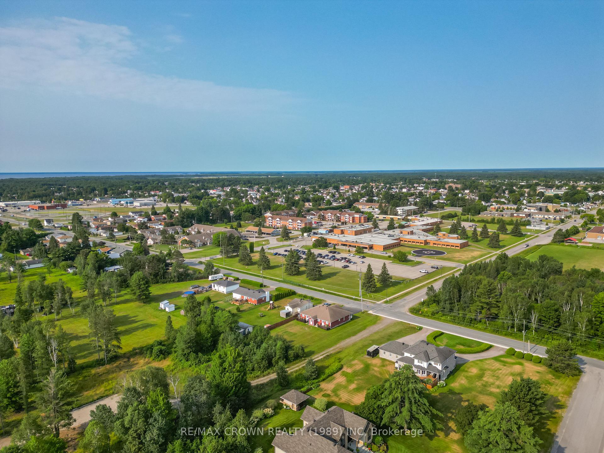 Photo 8 of 107 Lachance Drive, West Nipissing, Sturgeon Falls — HOMEH