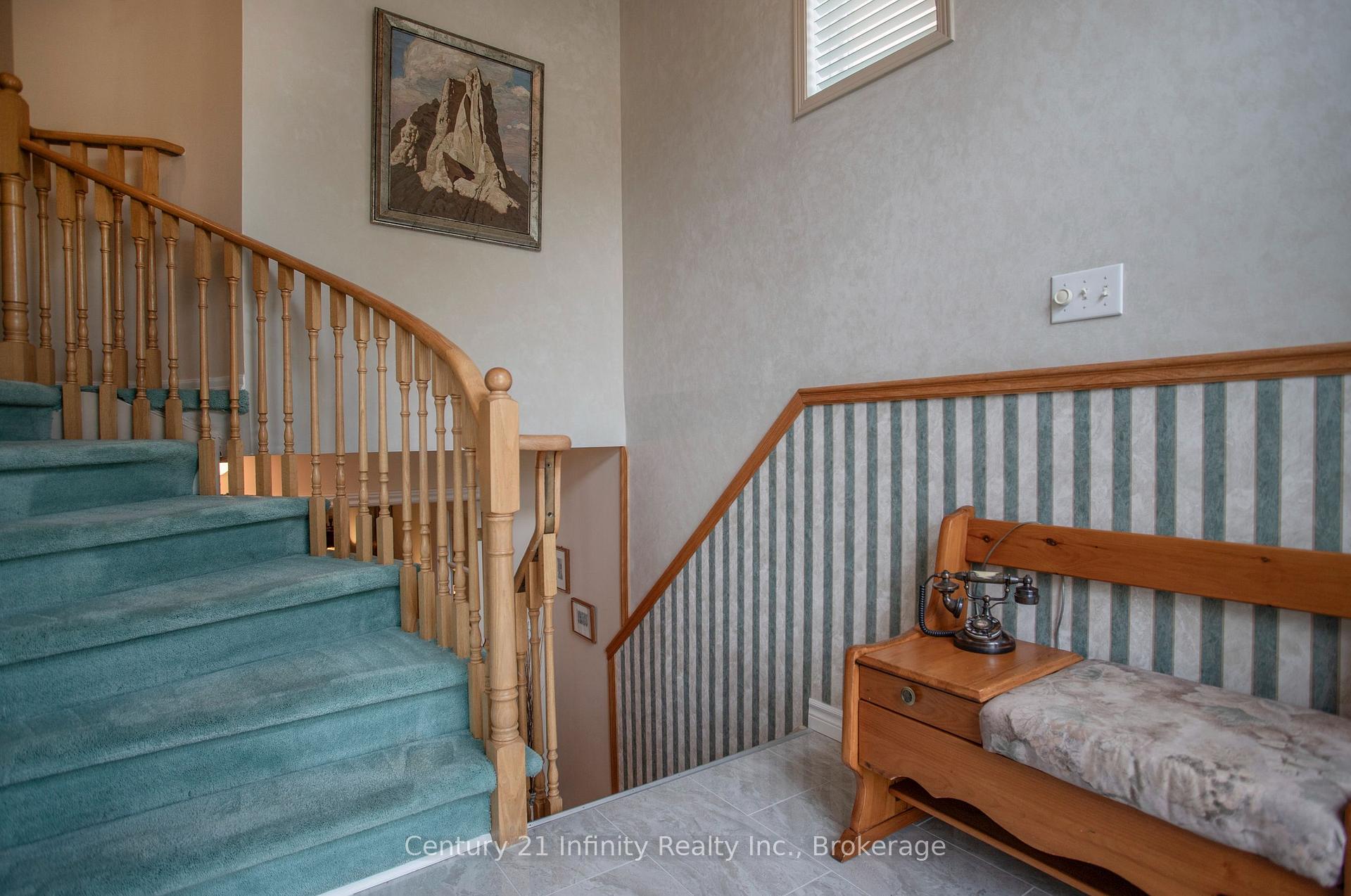 Photo 6 of 1589 Fieldgate Drive, Oshawa, Samac — HOMEH