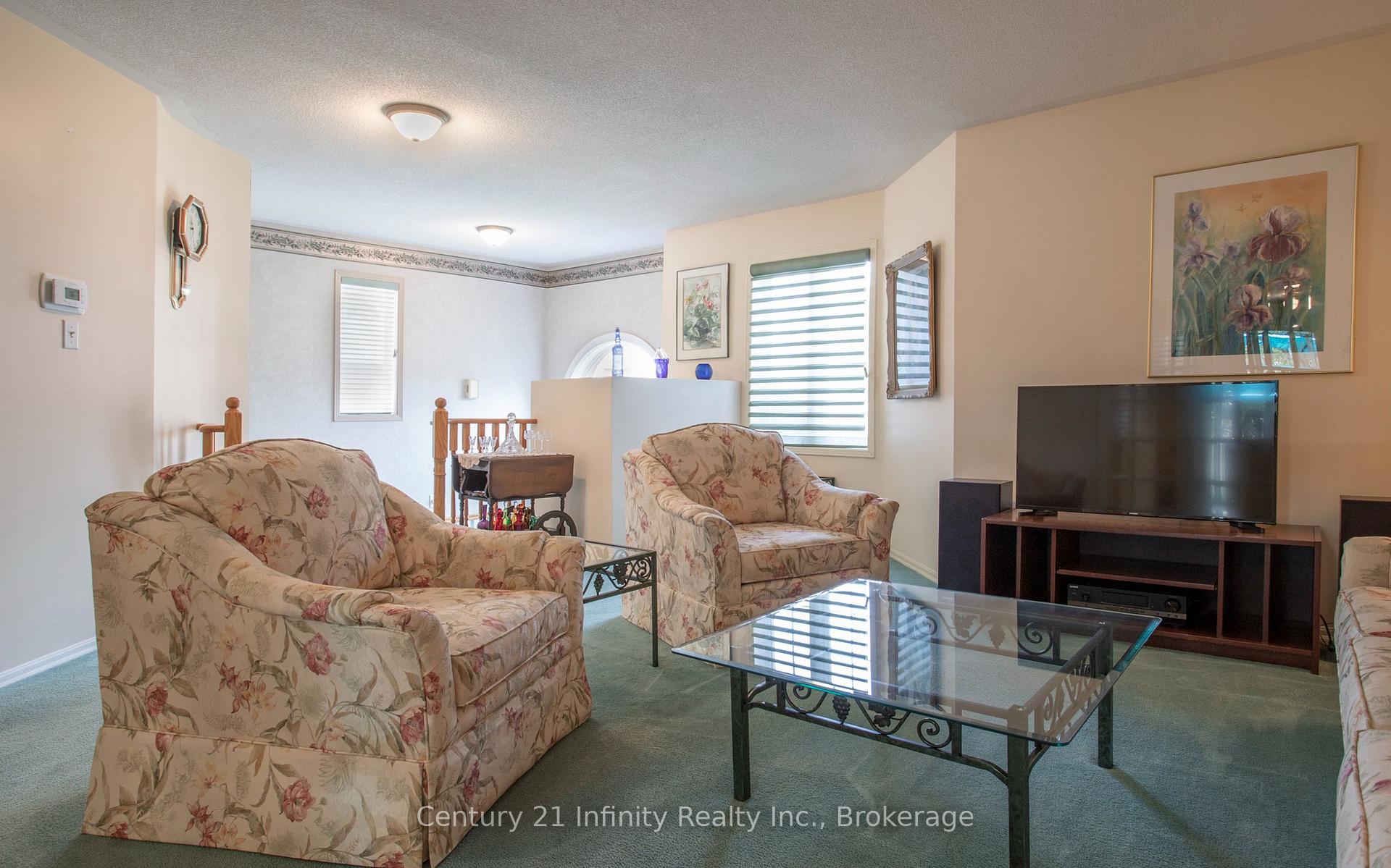 Photo 8 of 1589 Fieldgate Drive, Oshawa, Samac — HOMEH