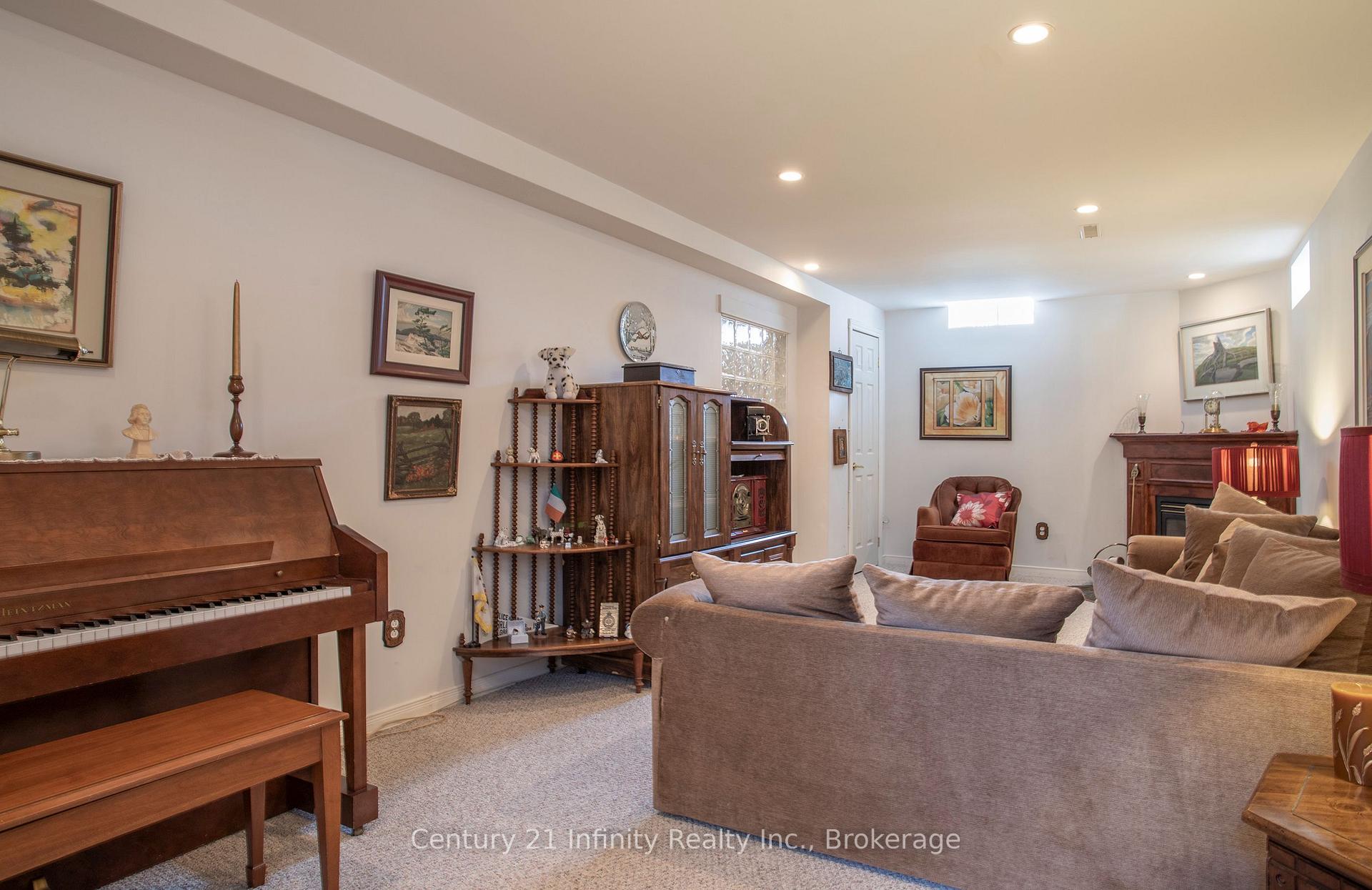 Photo 24 of 1589 Fieldgate Drive, Oshawa, Samac — HOMEH