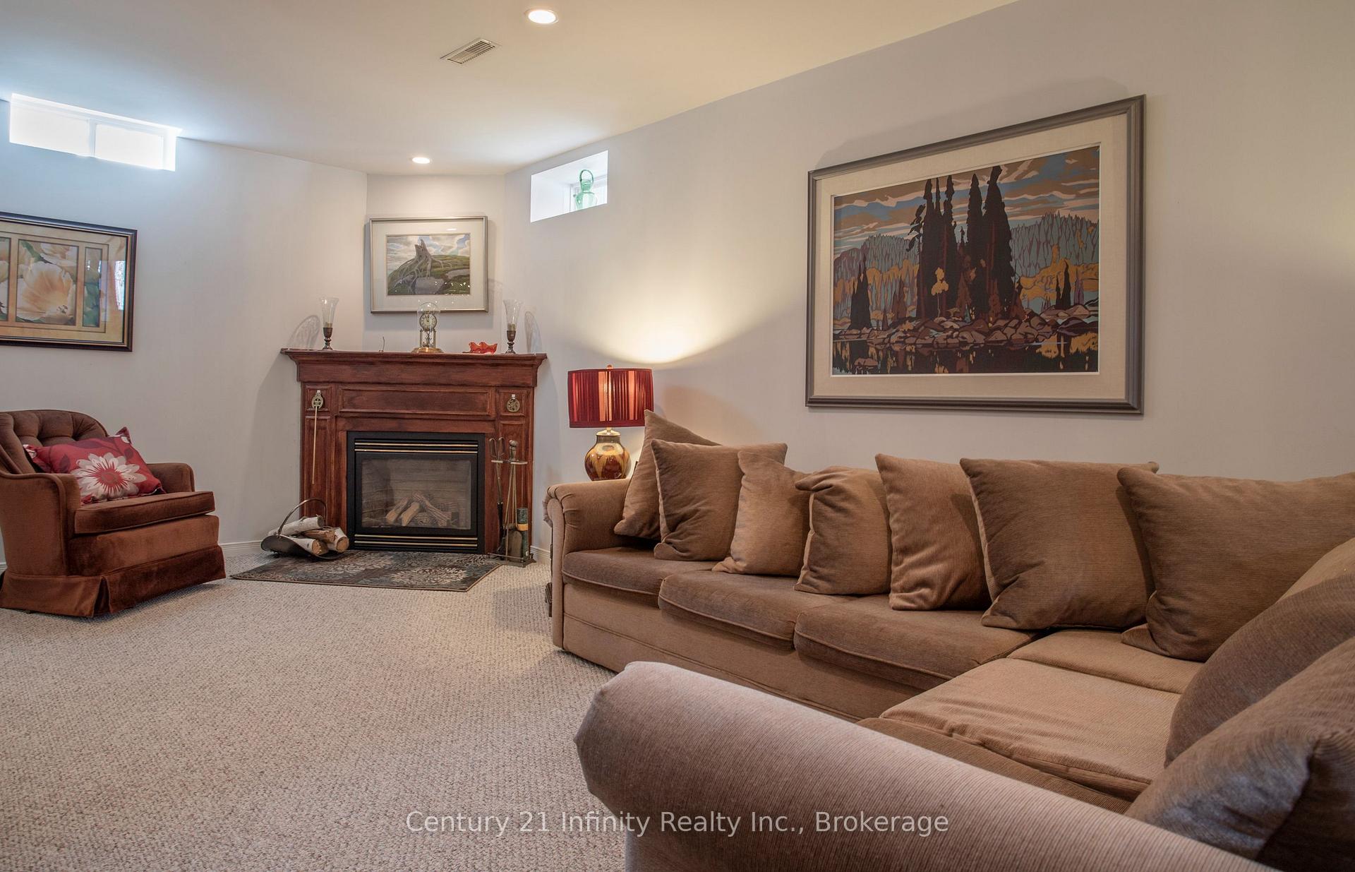Photo 25 of 1589 Fieldgate Drive, Oshawa, Samac — HOMEH