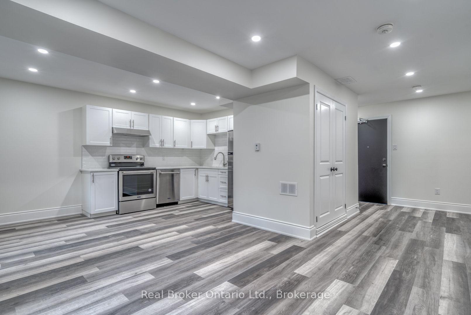 Photo of Unit 1, 220 Caroline Street S
