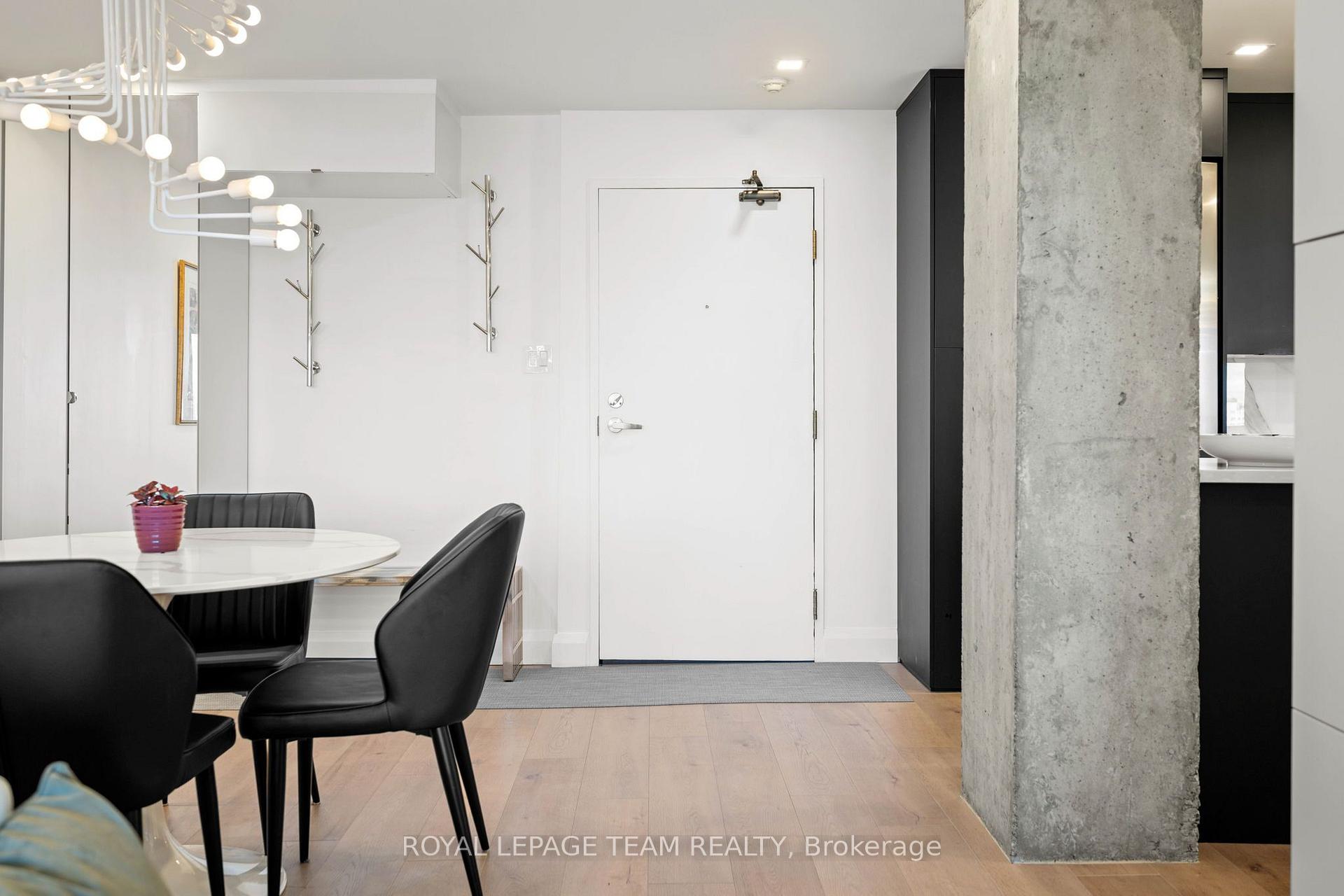 Photo 6 of Unit 901, 40 Landry Street, Ottawa, Vanier — HOMEH