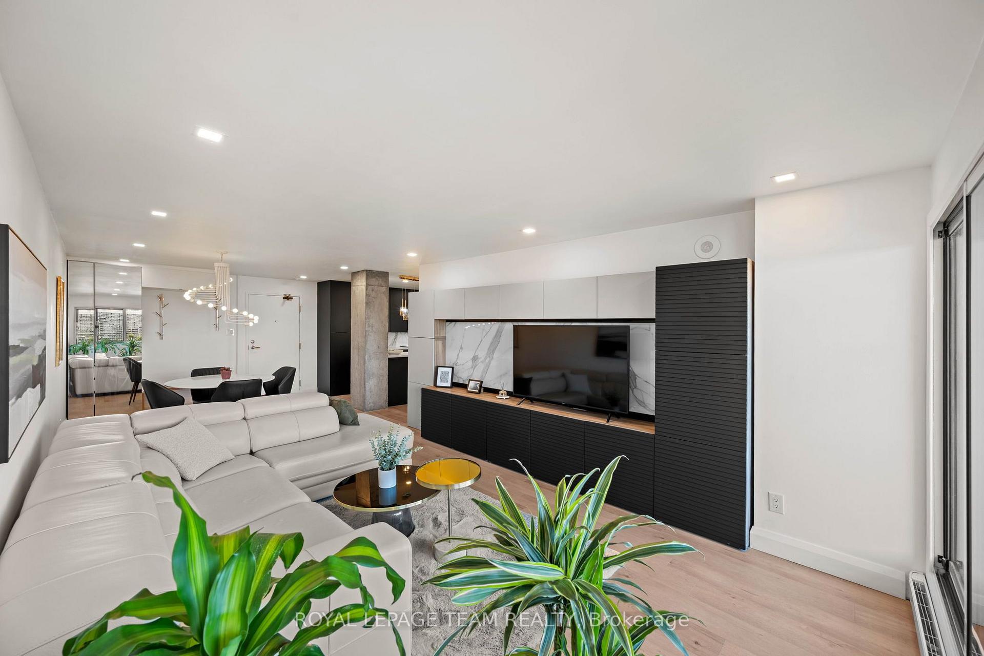 Photo 14 of Unit 901, 40 Landry Street, Ottawa, Vanier — HOMEH