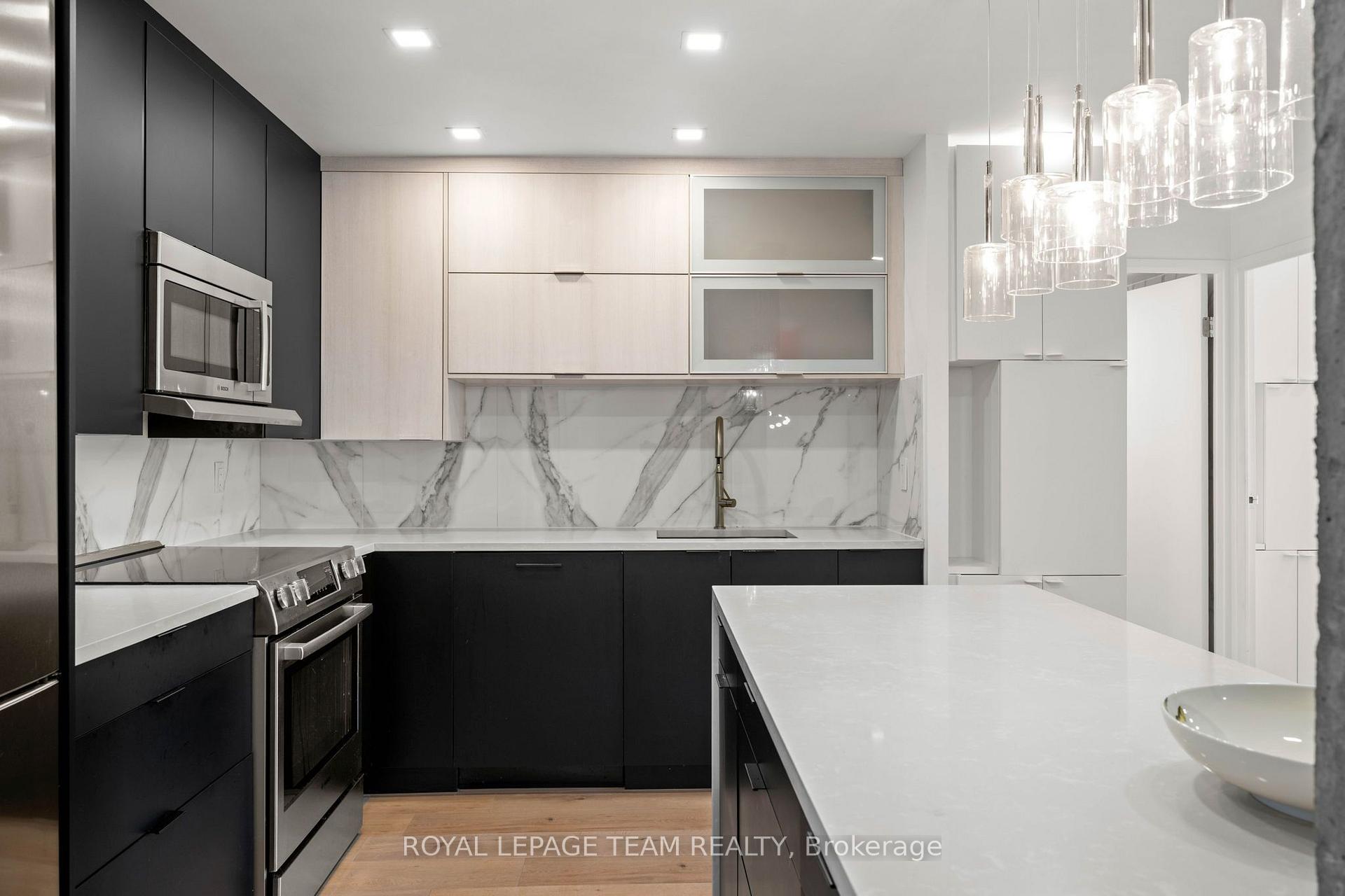 Photo 18 of Unit 901, 40 Landry Street, Ottawa, Vanier — HOMEH