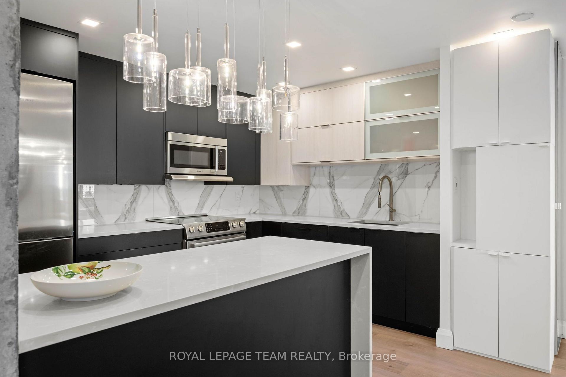 Photo 19 of Unit 901, 40 Landry Street, Ottawa, Vanier — HOMEH