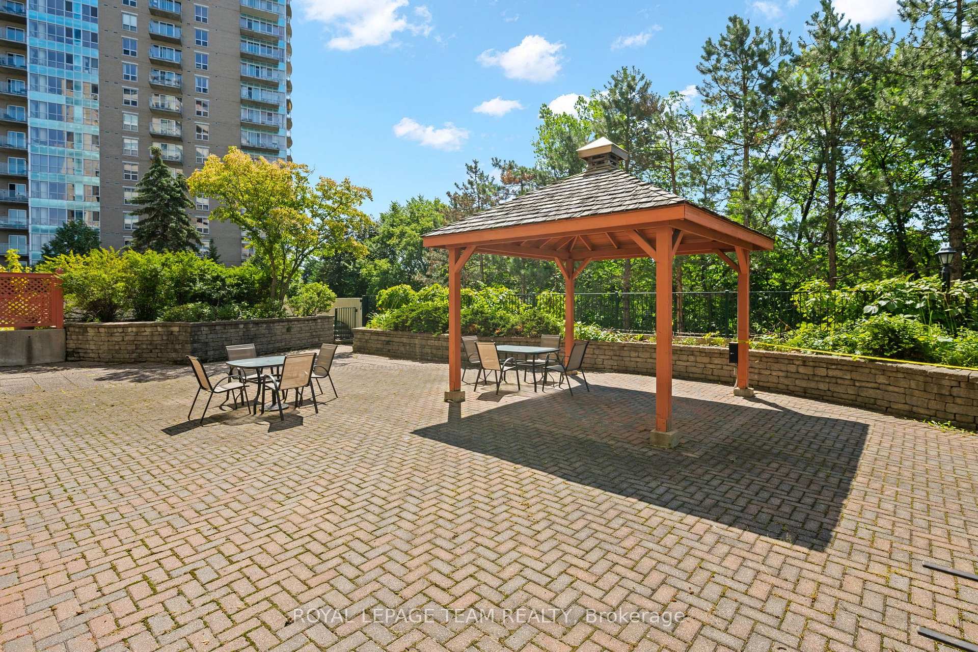 Photo 37 of Unit 901, 40 Landry Street, Ottawa, Vanier — HOMEH