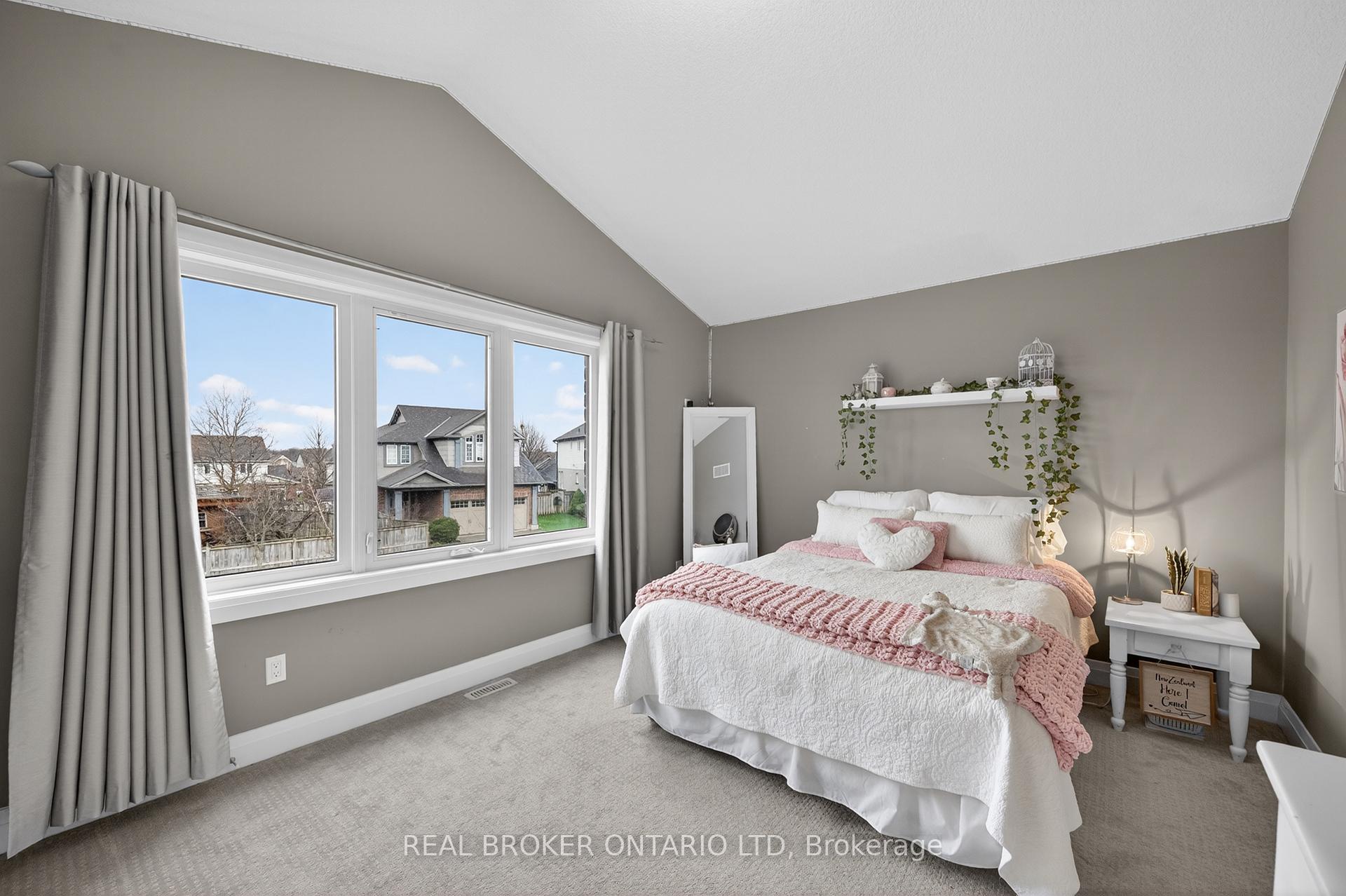 Photo 27 of 3386 Settlement Trail, London, South V — HOMEH