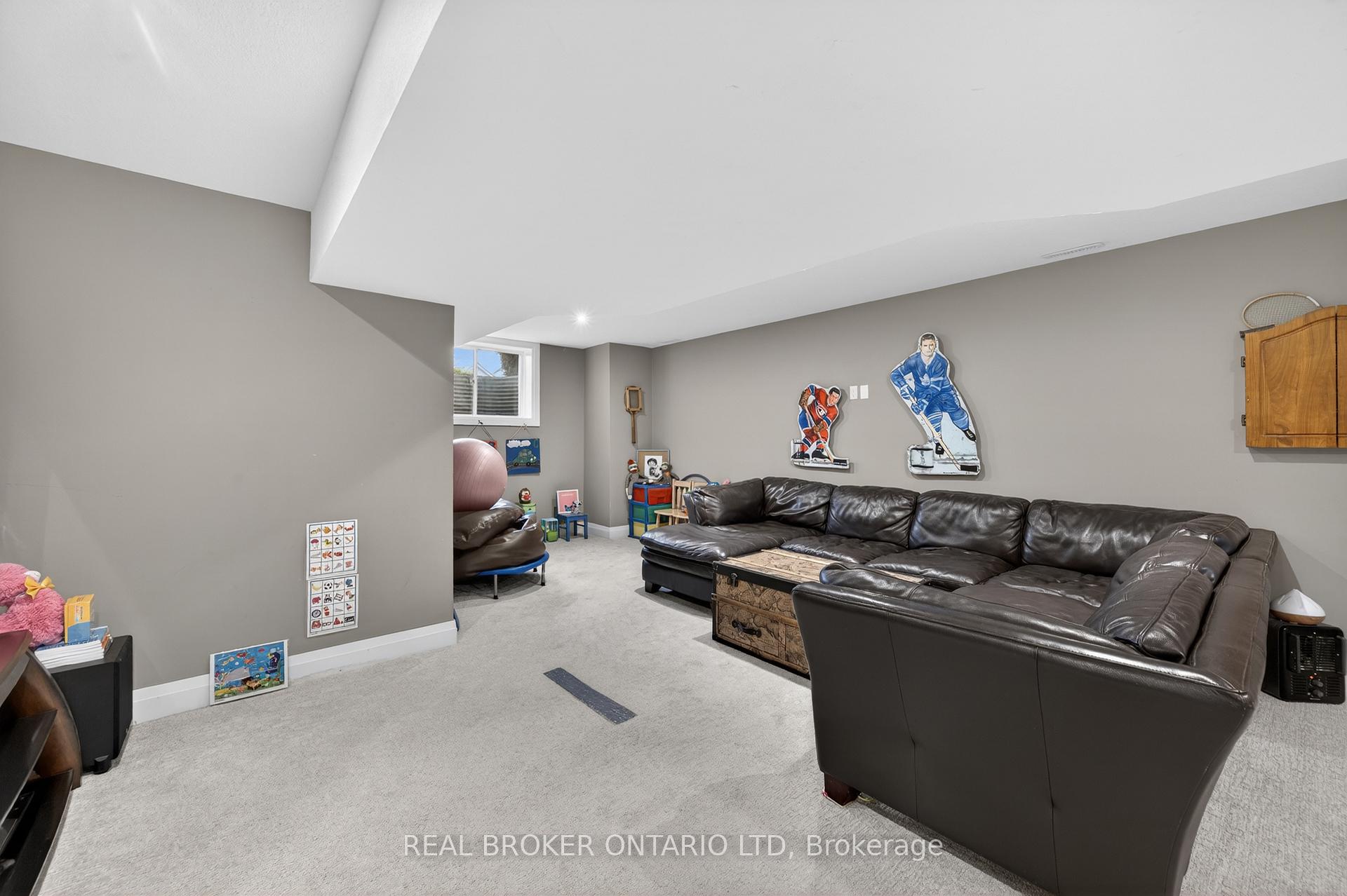Photo 33 of 3386 Settlement Trail, London, South V — HOMEH