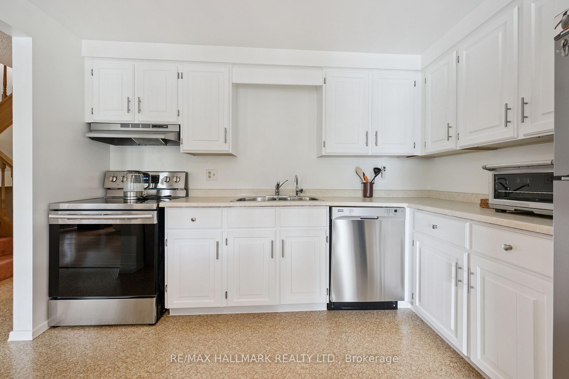 Photo 9 of Unit 1, 489 Beechwood Drive, Waterloo, Westvale — HOMEH