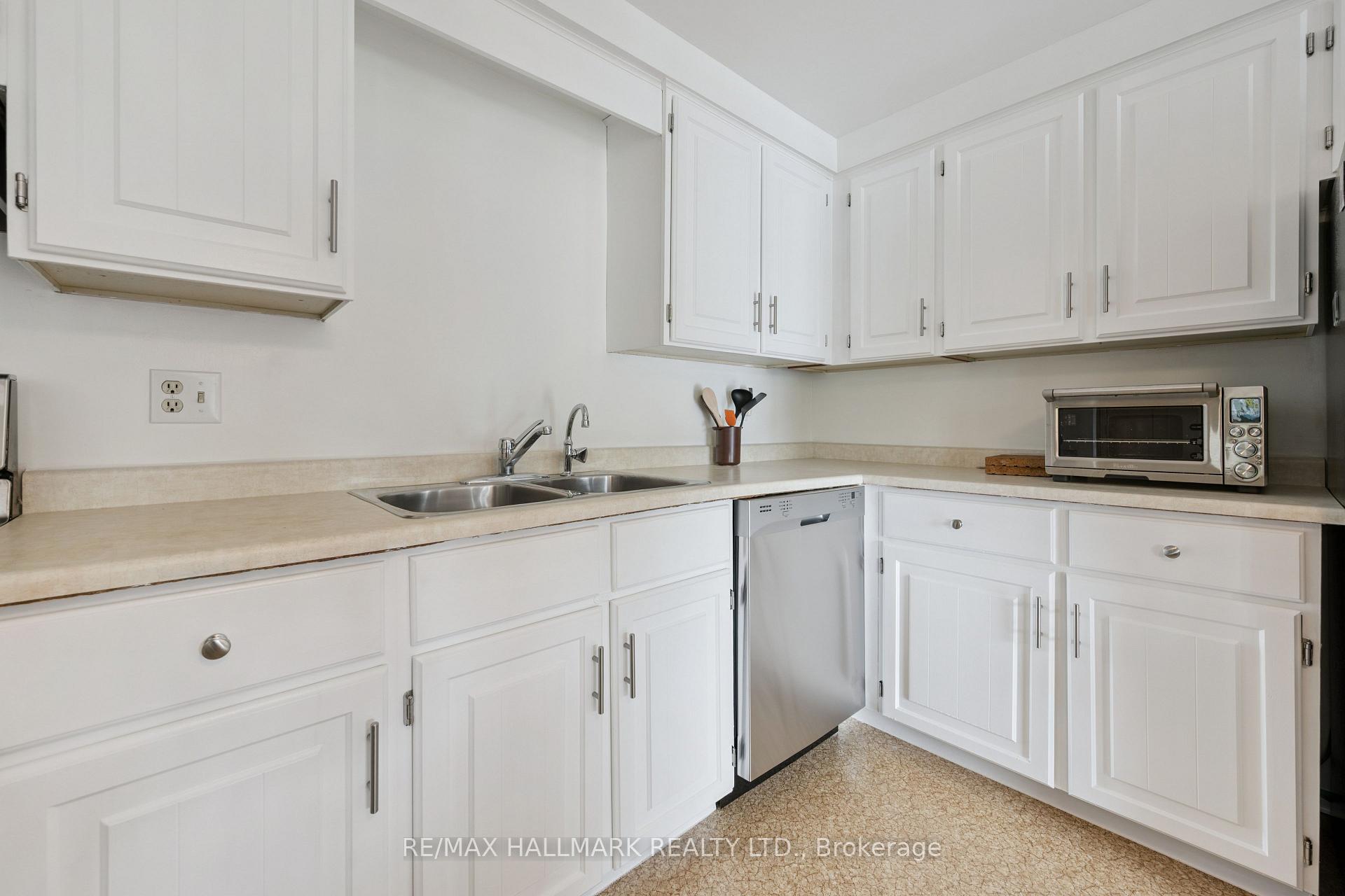 Photo 11 of Unit 1, 489 Beechwood Drive, Waterloo, Westvale — HOMEH