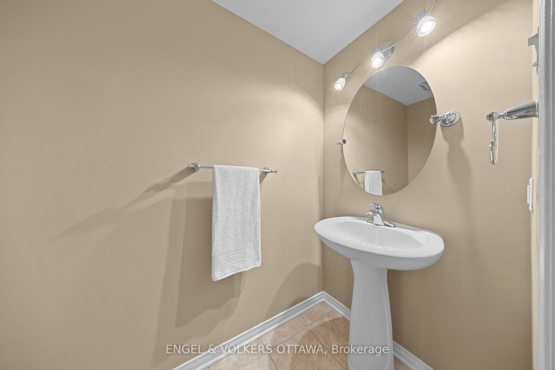 Photo 6 of 789 Cobble Hill Drive, Ottawa, Barrhaven - Cedargrove/Fraserdale — HOMEH