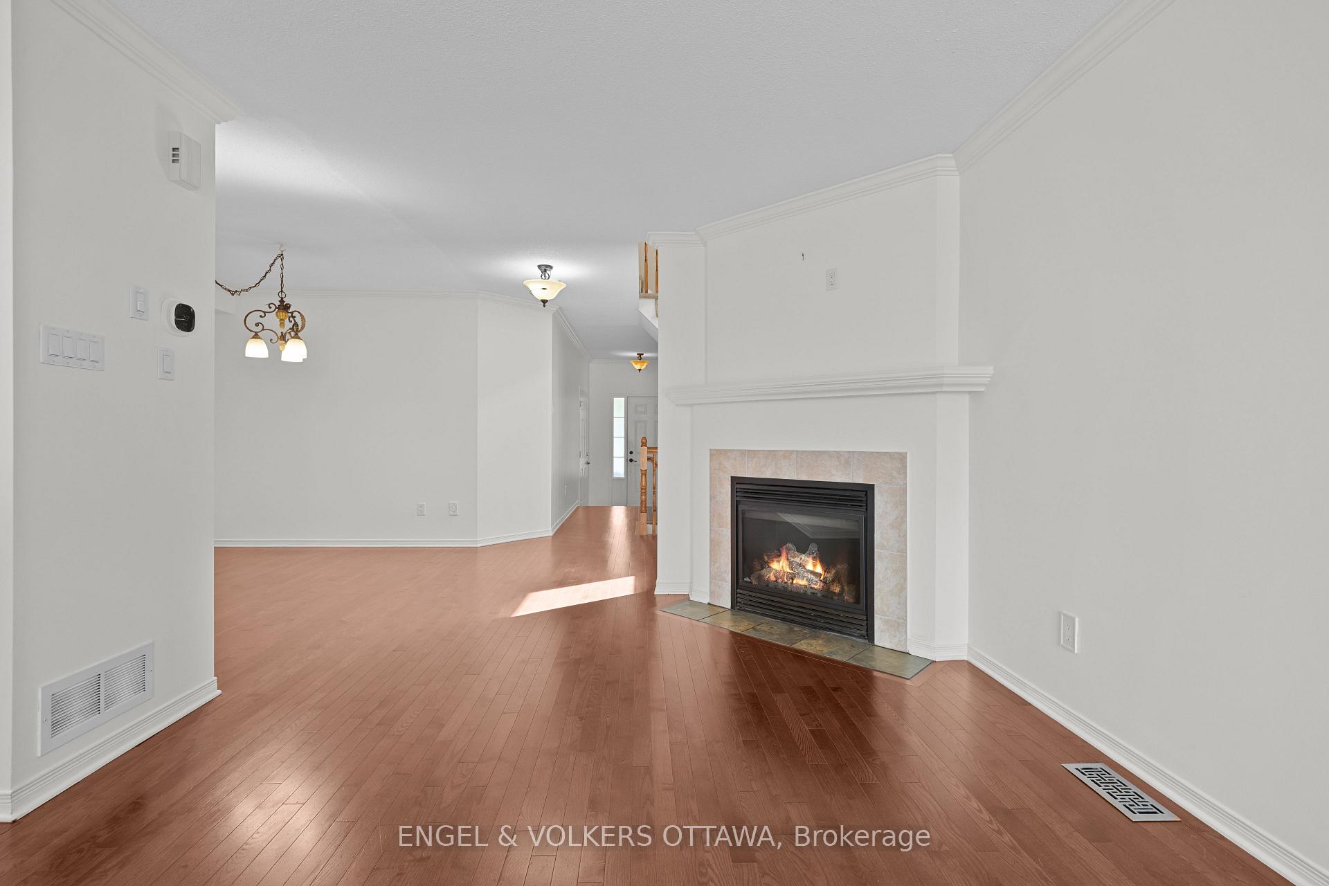 Photo 11 of 789 Cobble Hill Drive, Ottawa, Barrhaven - Cedargrove/Fraserdale — HOMEH
