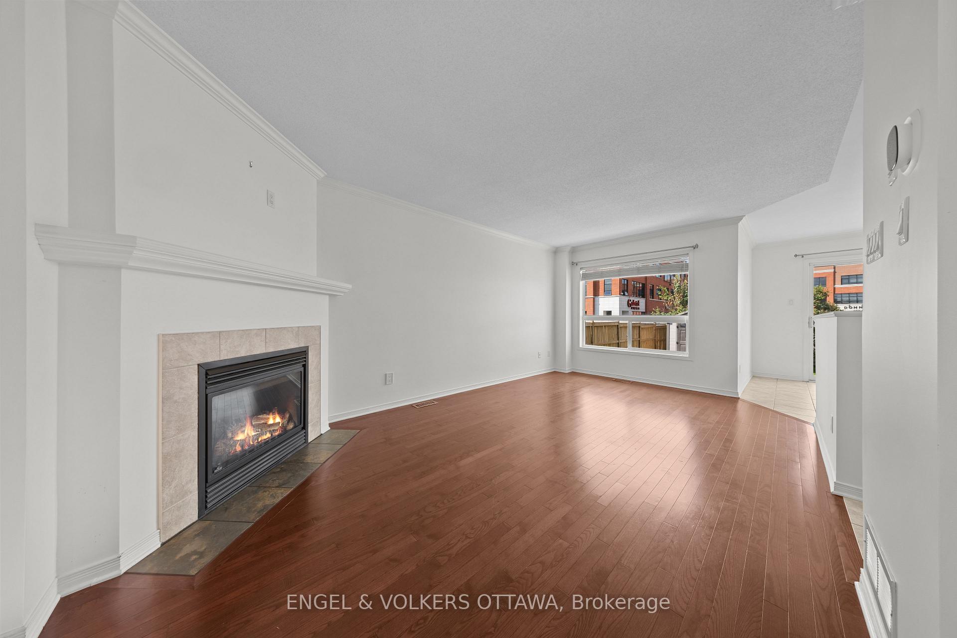 Photo 15 of 789 Cobble Hill Drive, Ottawa, Barrhaven - Cedargrove/Fraserdale — HOMEH