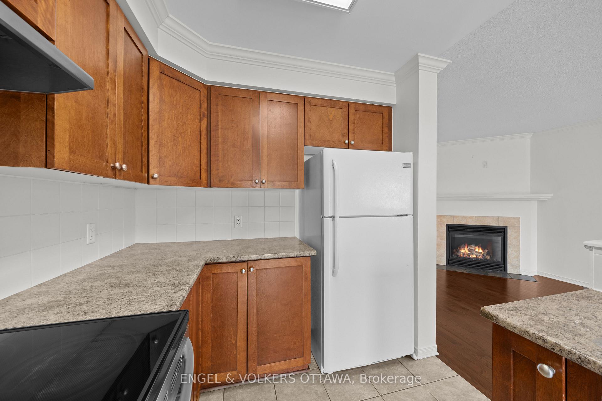 Photo 18 of 789 Cobble Hill Drive, Ottawa, Barrhaven - Cedargrove/Fraserdale — HOMEH