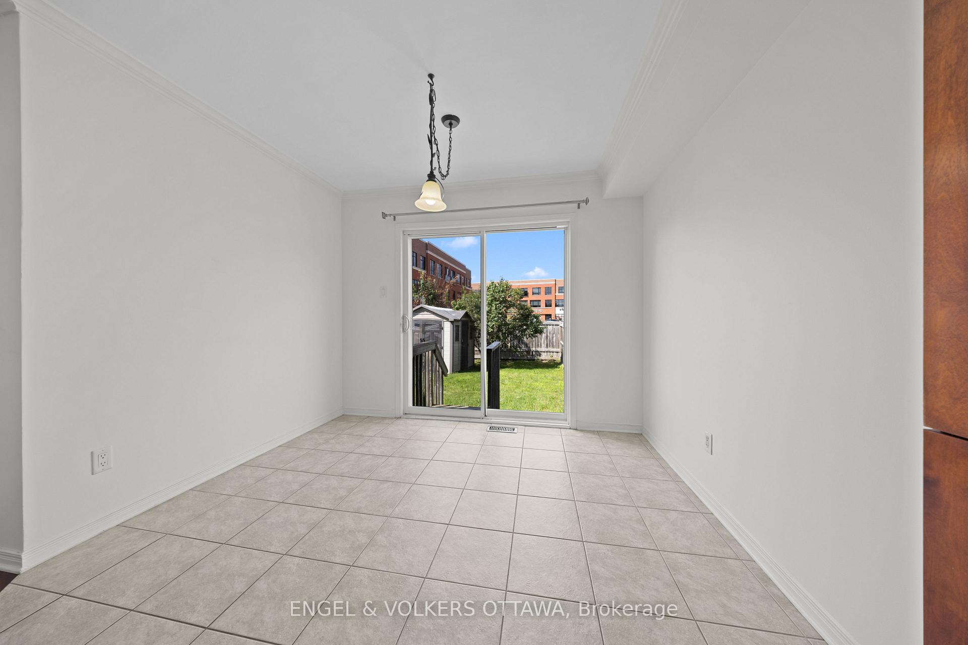Photo 23 of 789 Cobble Hill Drive, Ottawa, Barrhaven - Cedargrove/Fraserdale — HOMEH