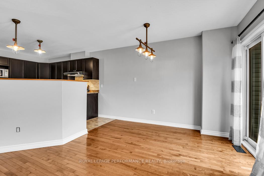 Photo 11 of 1862 Arrowgrass Way, Ottawa, Notting Hill/Summerside — HOMEH