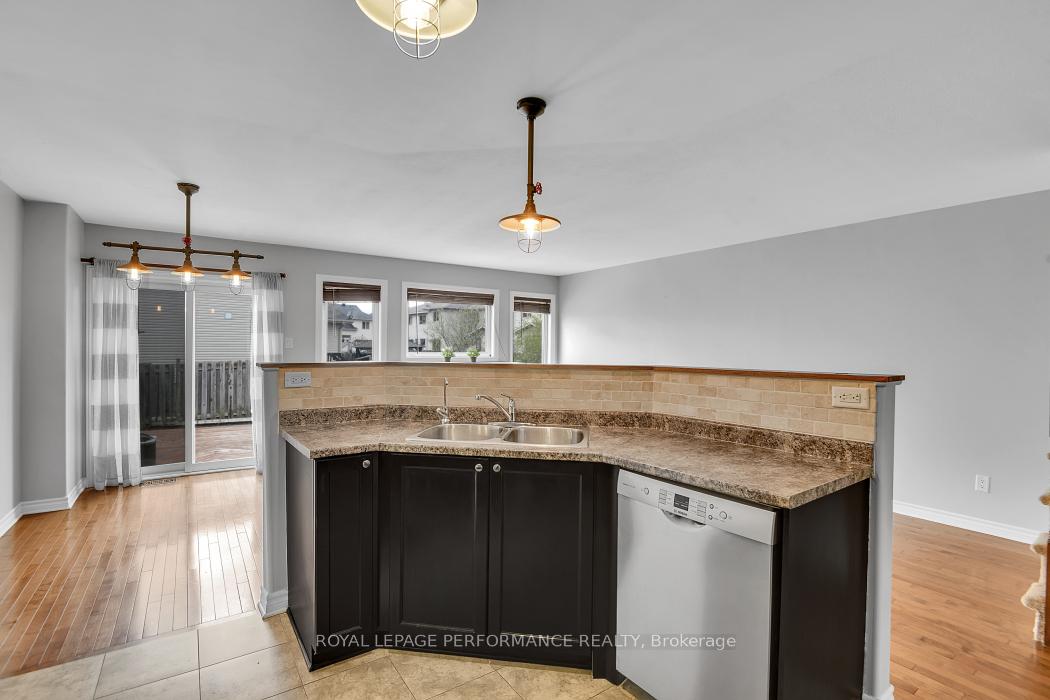 Photo 15 of 1862 Arrowgrass Way, Ottawa, Notting Hill/Summerside — HOMEH