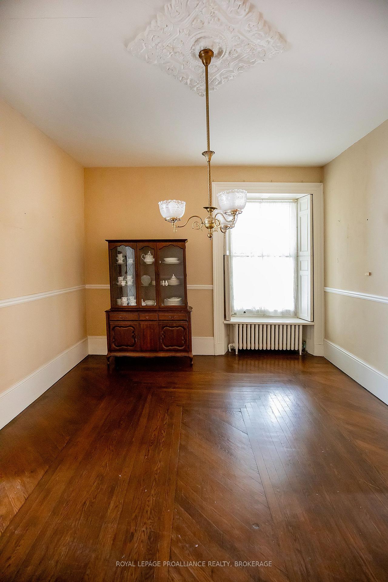 Photo 10 of 223 King Street E, Kingston, Central City East — HOMEH