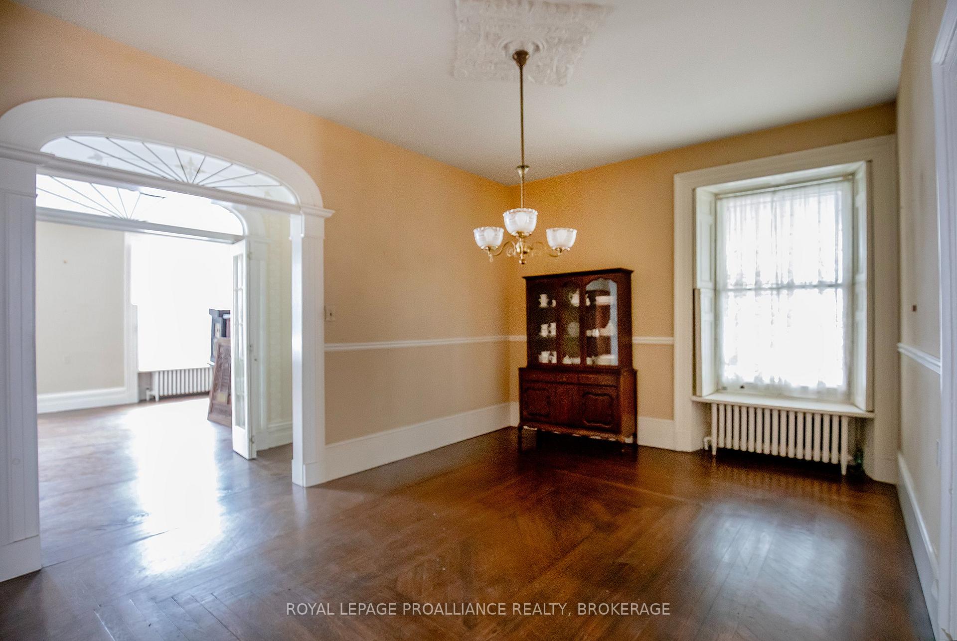 Photo 11 of 223 King Street E, Kingston, Central City East — HOMEH