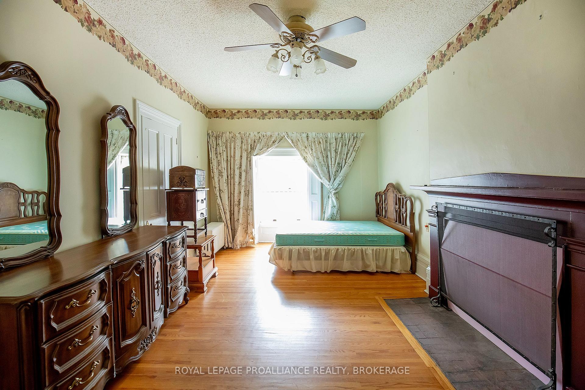Photo 20 of 223 King Street E, Kingston, Central City East — HOMEH