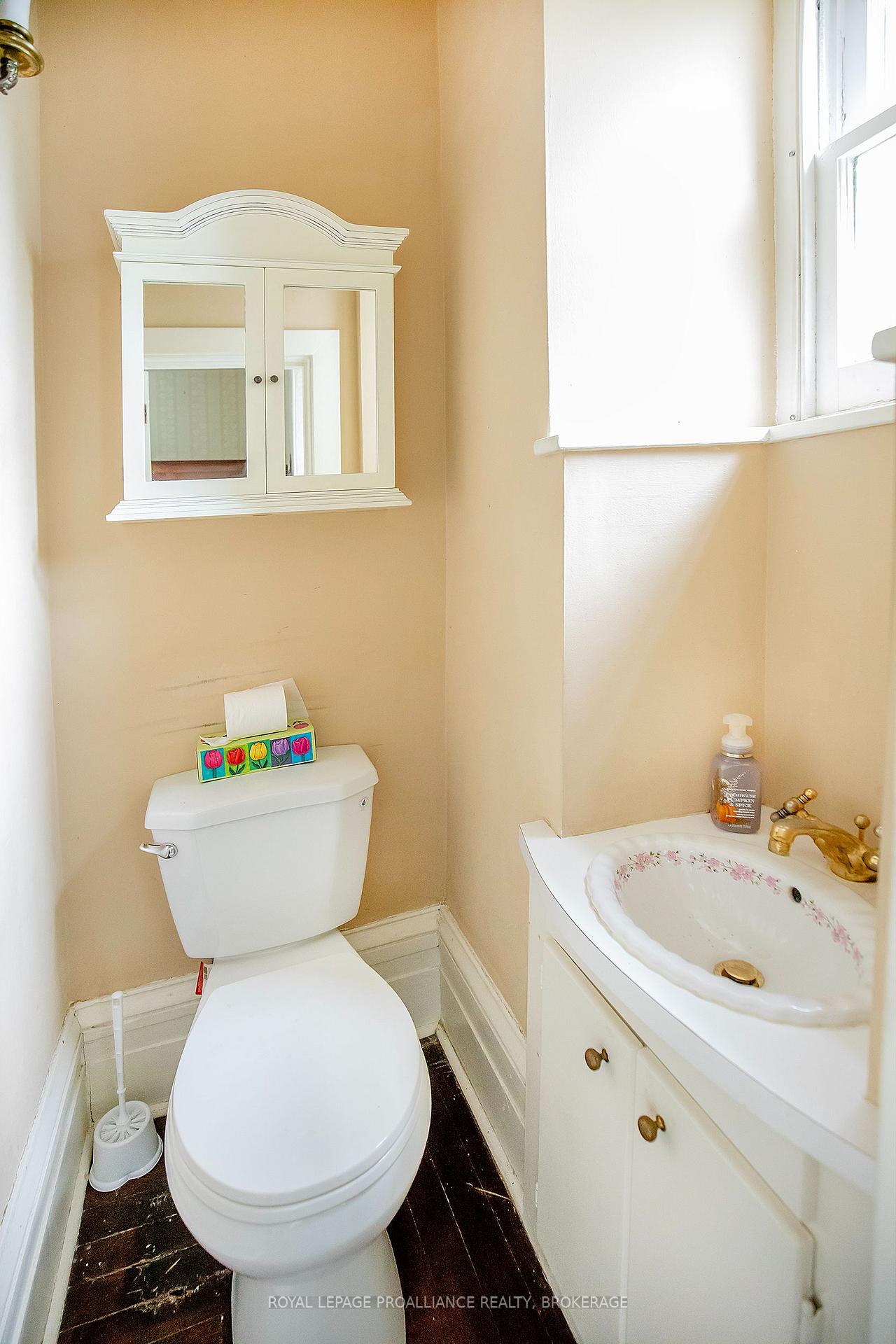 Photo 31 of 223 King Street E, Kingston, Central City East — HOMEH
