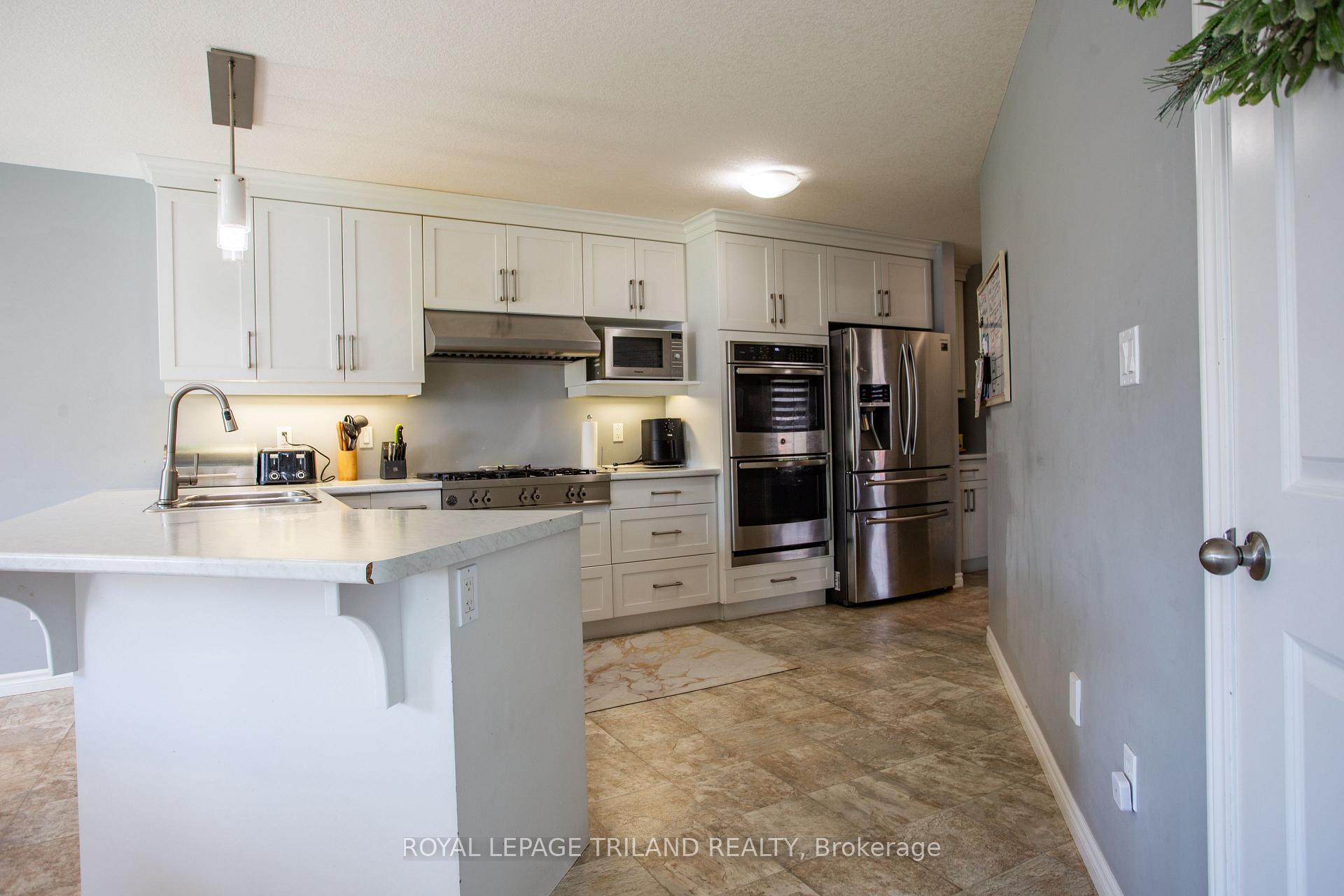 Photo 13 of 1 Acorn Trail, St. Thomas — HOMEH