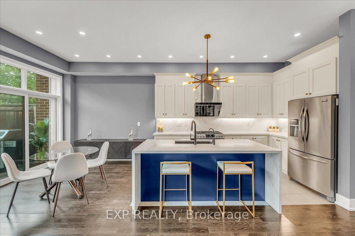 Photo 16 of 28 Crestridge Drive, Vaughan, Patterson — HOMEH