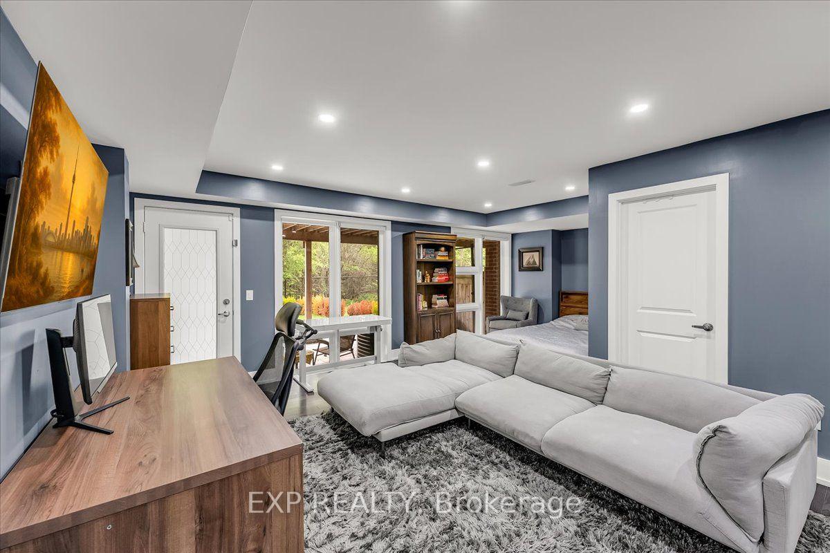 Photo 29 of 28 Crestridge Drive, Vaughan, Patterson — HOMEH