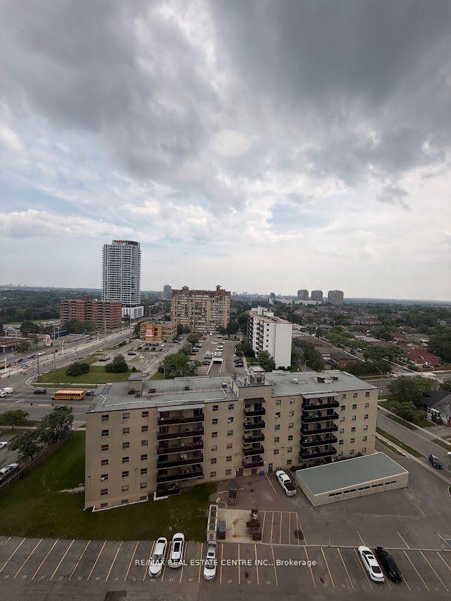 Photo 29 of Unit 1705, 3515 Kariya Dr, Mississauga, City Centre — HOMEH