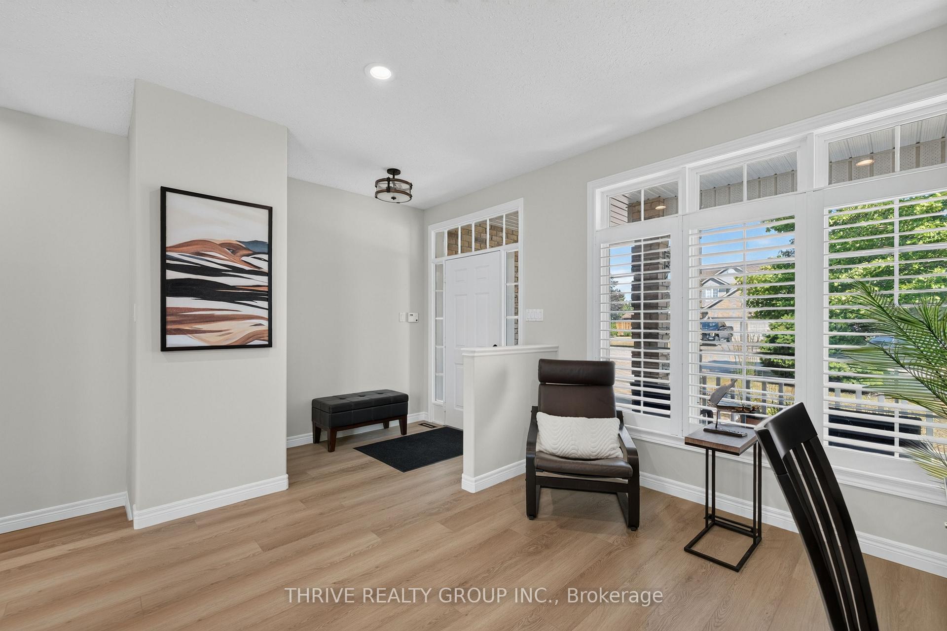 Photo 5 of 43 Mapleridge Crescent, Thames Centre, Dorchester — HOMEH