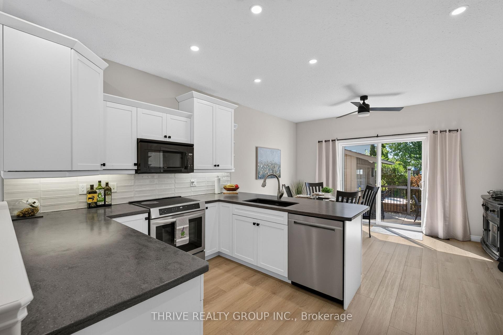 Photo 11 of 43 Mapleridge Crescent, Thames Centre, Dorchester — HOMEH