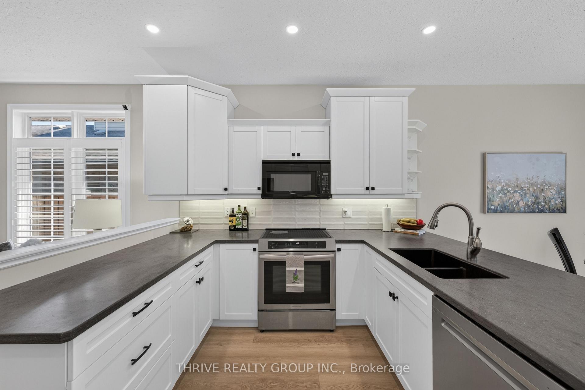 Photo 13 of 43 Mapleridge Crescent, Thames Centre, Dorchester — HOMEH