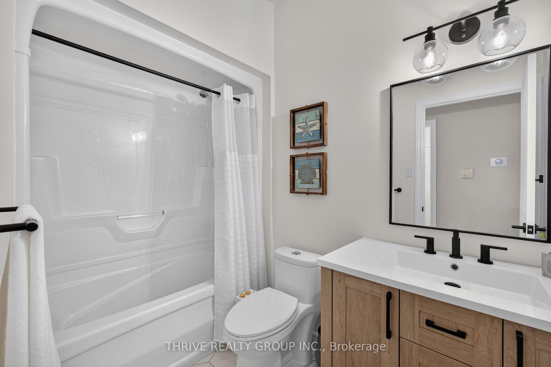 Photo 23 of 43 Mapleridge Crescent, Thames Centre, Dorchester — HOMEH